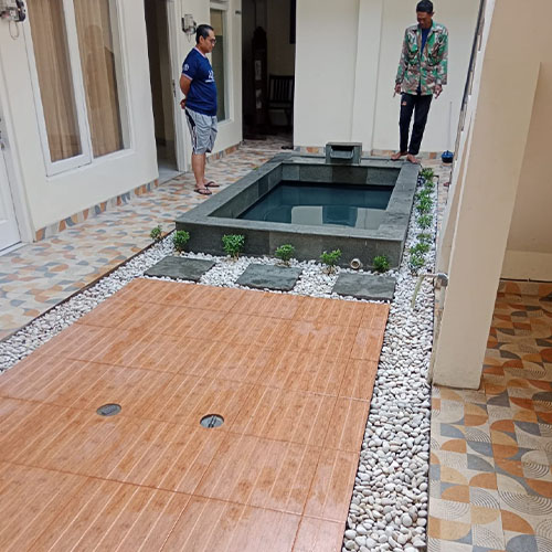 Pembuatan kolam koi minimalis
